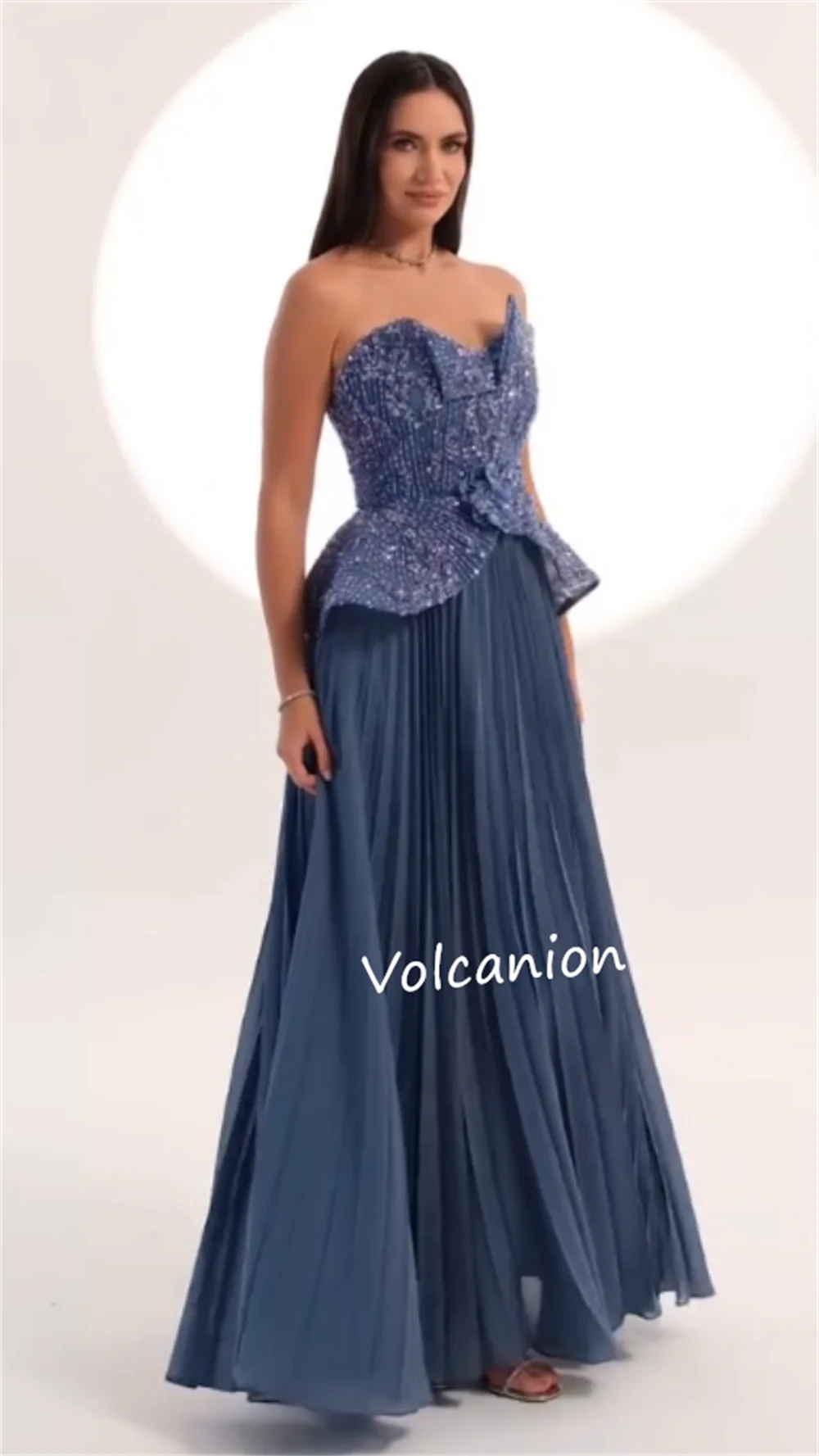 Индивидуальные шифоновые плиссированные платья трапециевидной формы на одно плечо с блестками, длинные платья на заказ, вечерние, изысканные, блестящие