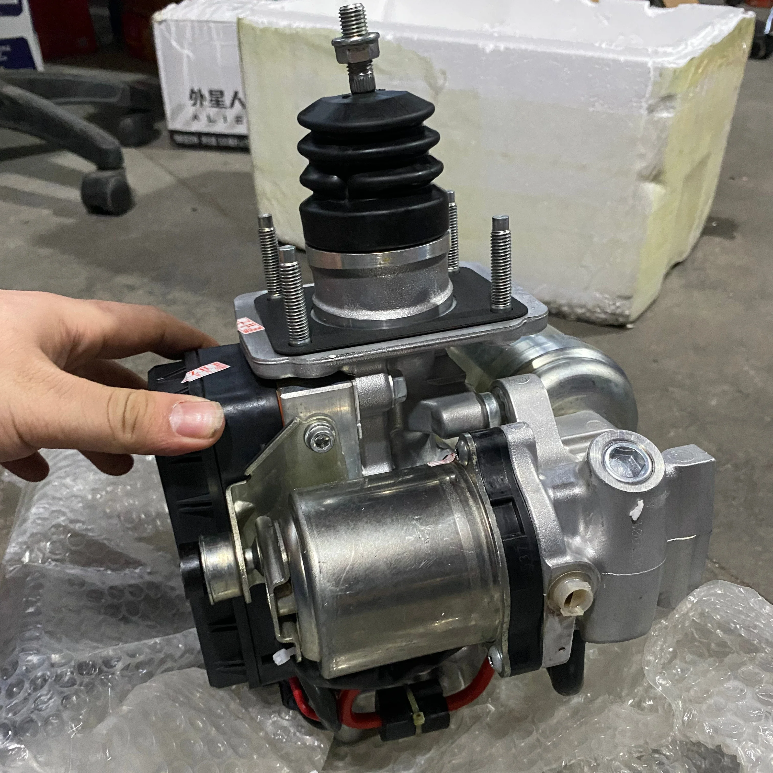 

For Land Cruiser Prado LC120 LC150 LC200FJOverbearing400 Original Accessories Brake Master Cylinder High Quality ABS Pump