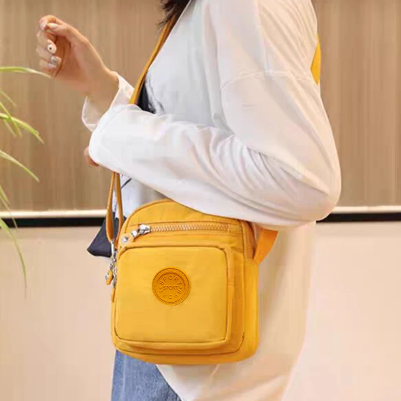 Klassische minimalistische Nylon-Umhängetasche, langlebige, wasserabweisende Umhängetasche für Damen, für den täglichen Arbeitsweg und Streetwear – Detail 8
