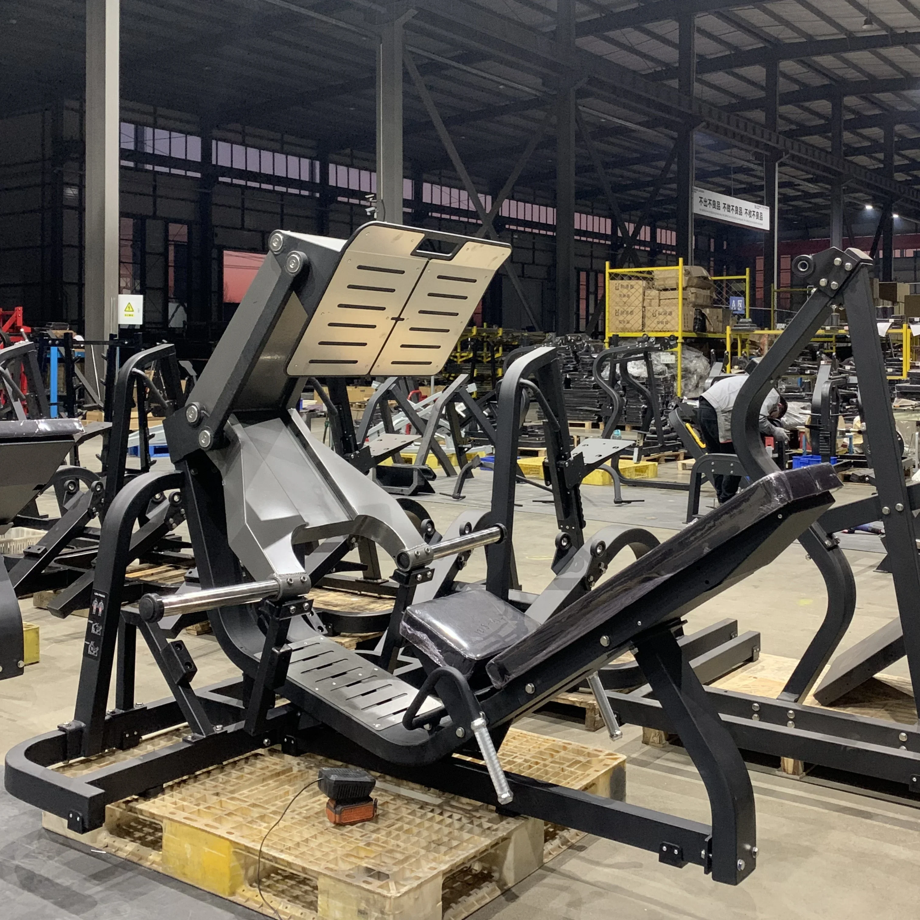 

Commercial Reverse Pedal Machine 45 Degree Leg Press Machine Professional Bodybuilding Fitness Gym Equipment