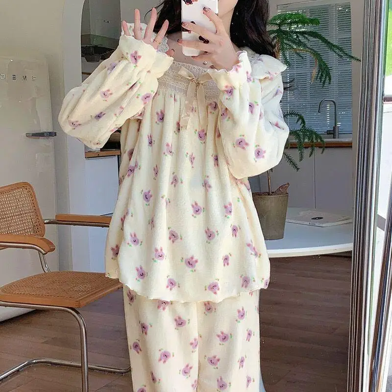 

Пижамный комплект из кораллового флиса, женский пижамный комплект, женские теплые зимние пижамы, модная домашняя одежда, пижамы, милый и мягкий пижамный комплект