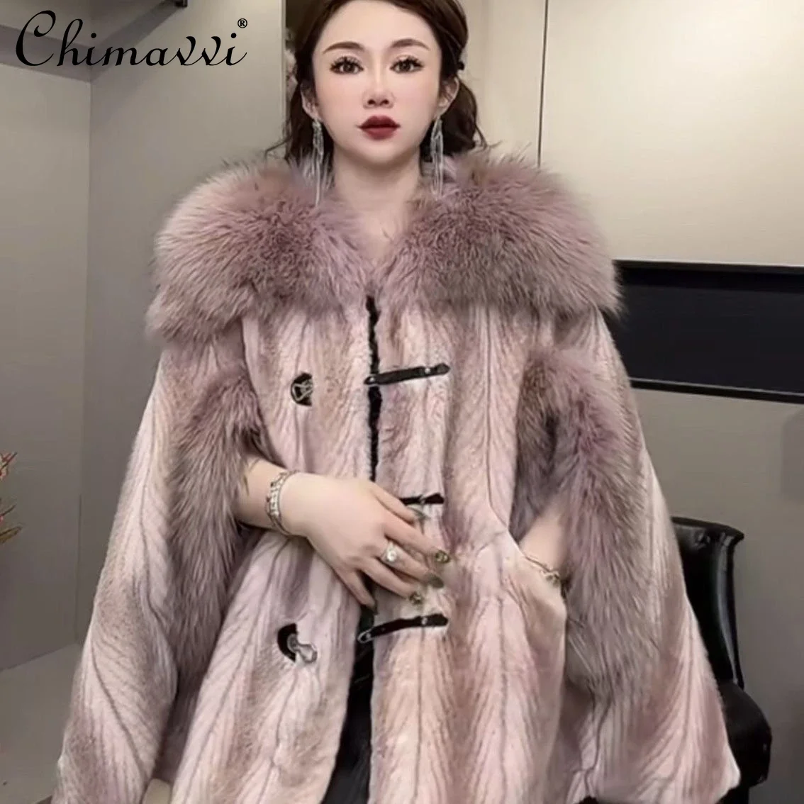 New 2024 Winter Clothes High-end Fox Fur Collar Thickened Fur Jacket Loose Elegant Versatile Sleeveless Warm Cloaked Fur Coat