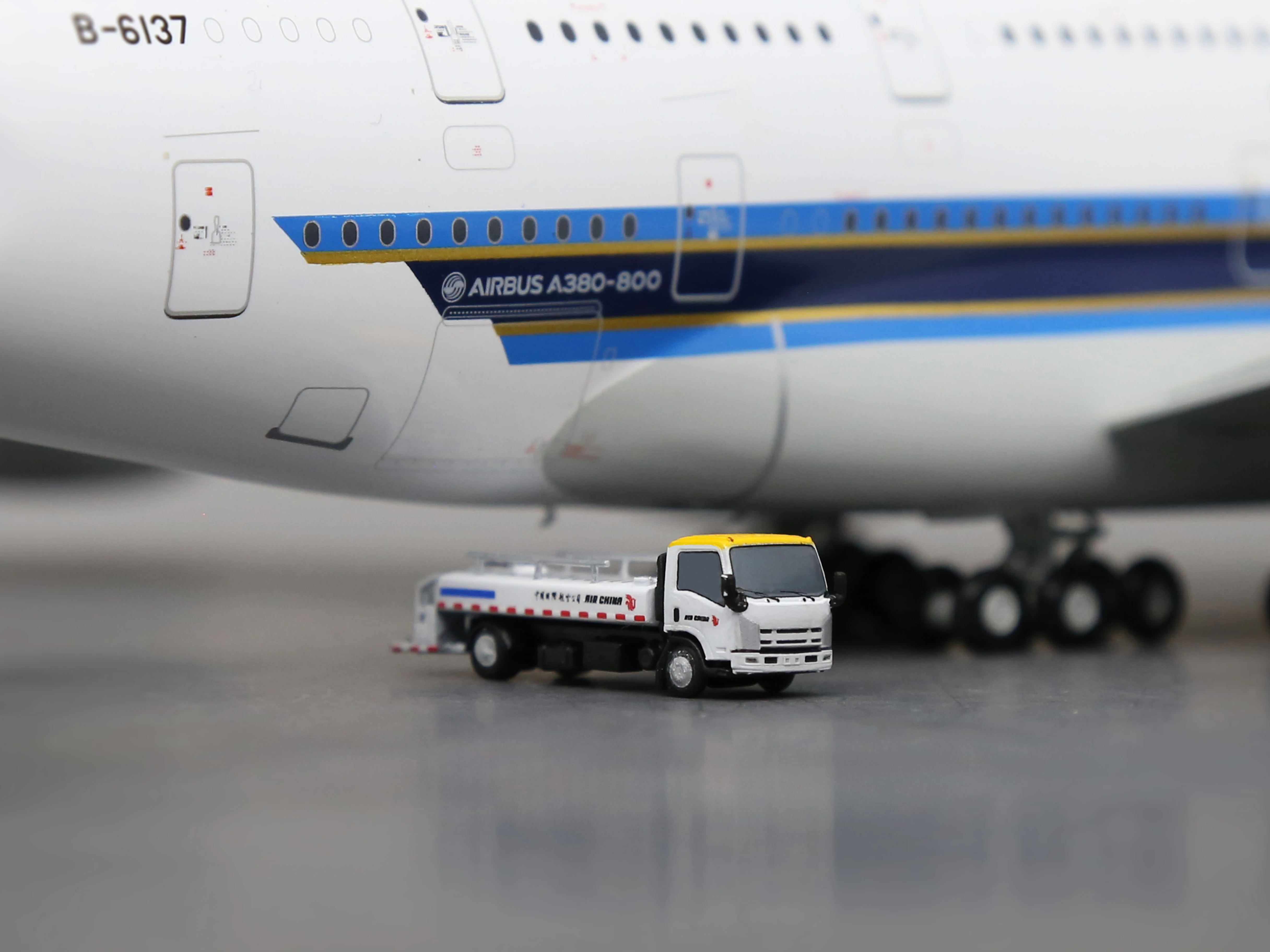 

Масштабная модель 3D-печати: Аэродромный портативный водовоз ISUZU (1:1200)