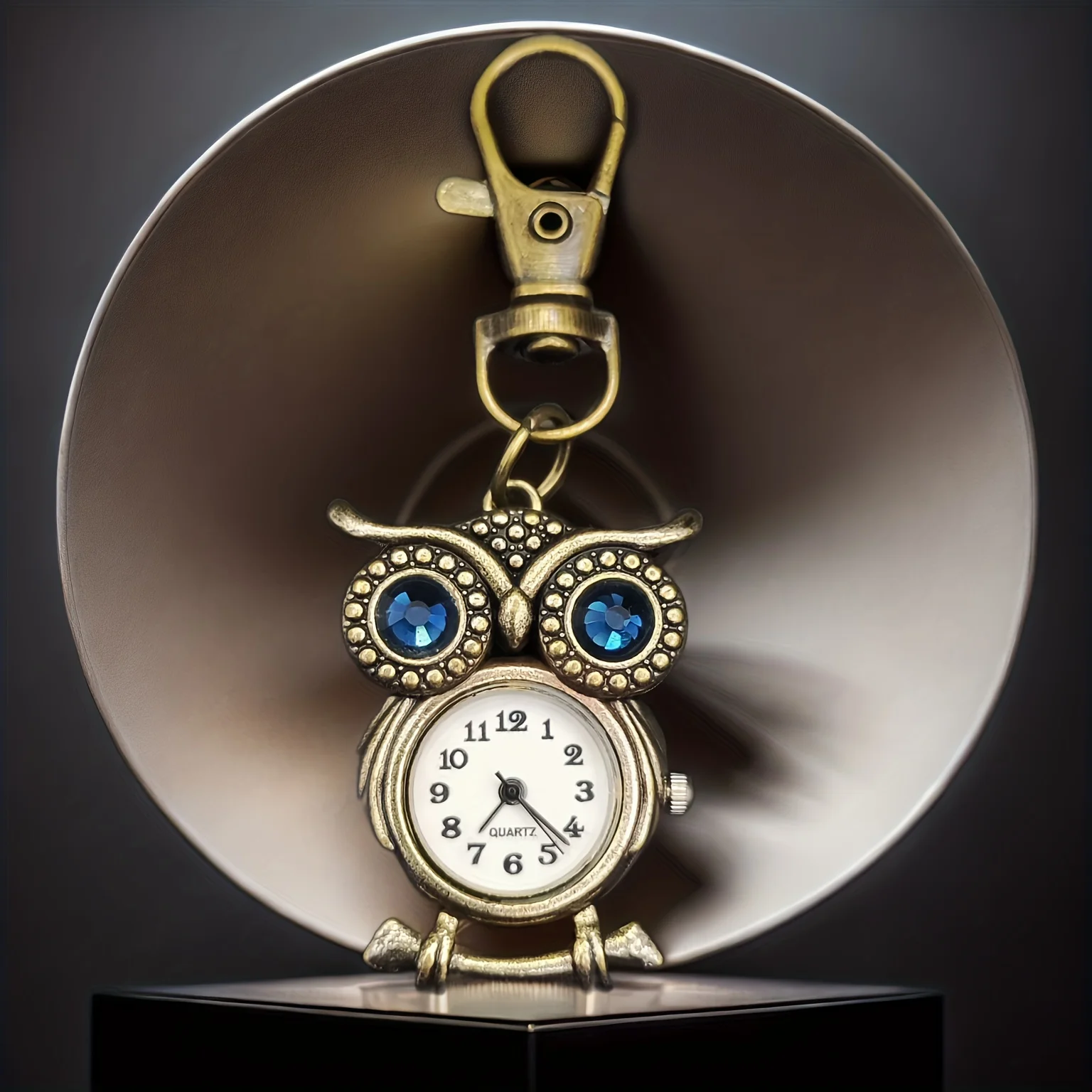 Vintage Noble Owl with Diamond Keychain Watch Hanging Watch Quartz Watch Men's and Women's Creative Gifts