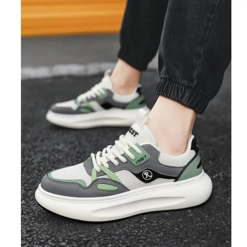 

Sporty Casual Breathable Anti-Odor Mesh Shoes for Middle-Aged And Young Trendy Dad Sneakers for Beginners