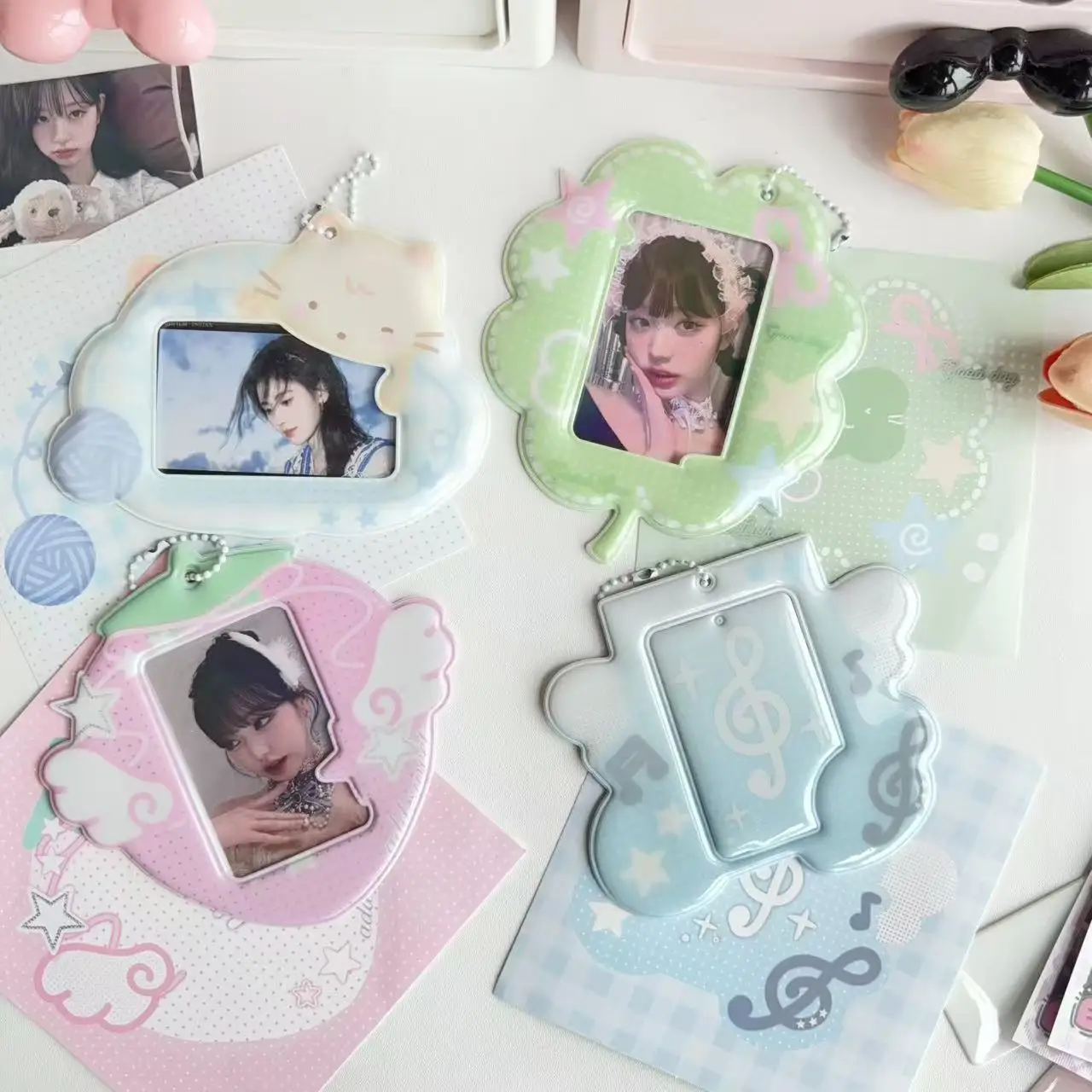 

Cute Strawberry Four-leaf Clover Cartoon Card Holder Korean K-pop Idol 3-inch Photocard Frame Display & Protect Backpack Pendant