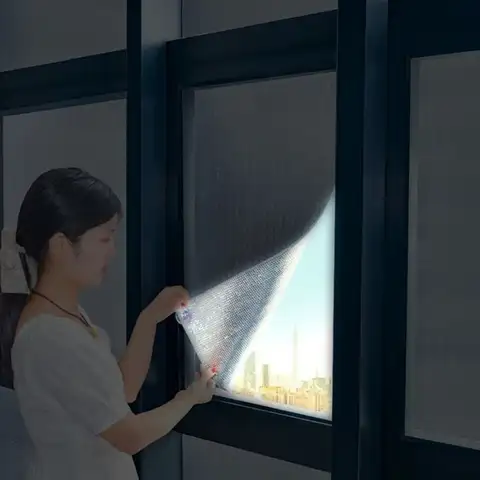 Lámina de aluminio de varios tamaños, película de aislamiento térmico, bloqueador solar de vidrio para ventana, parasol grueso, cálido en invierno, sin perforaciones