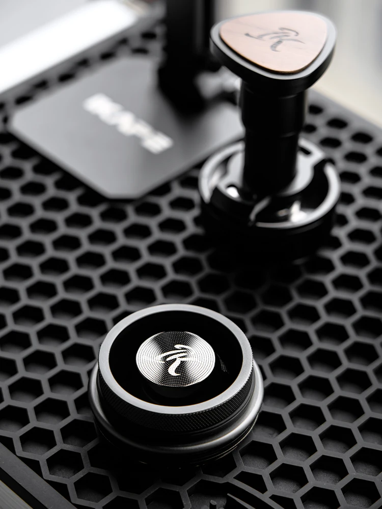 IKAPE Espresso-Siebträger mit variablem Durchmesser, konvexer Korb, 58 mm, Schwarz, Präzise Hochextraktion für 58 mm Bottomless Siebträger – Detail 3