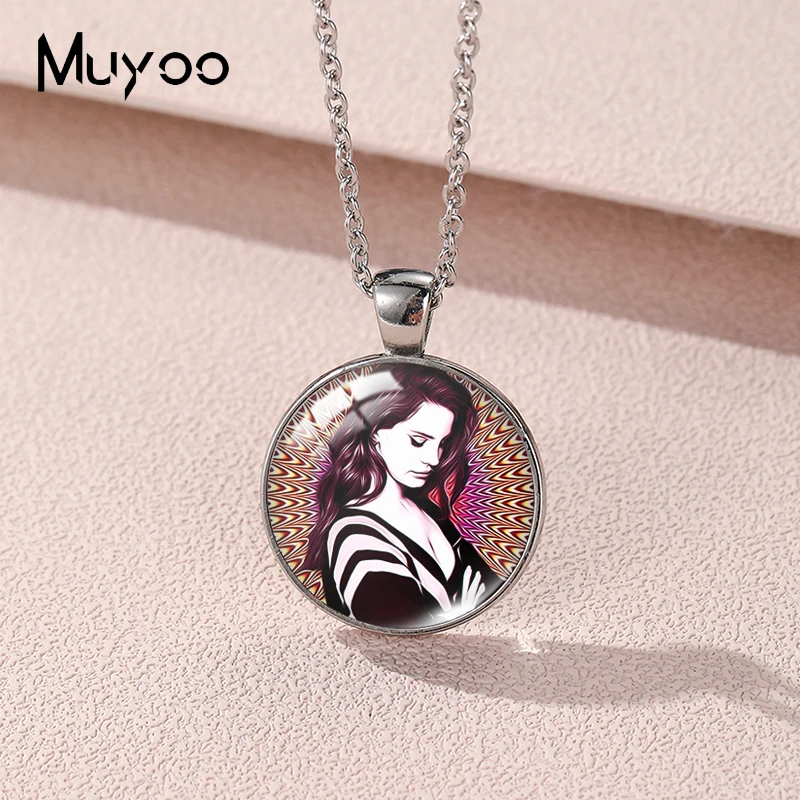 2023 New Singer Lana Del Rey Pendant Necklace Round Photo Necklaces Glass Dome Jewelry Gifts