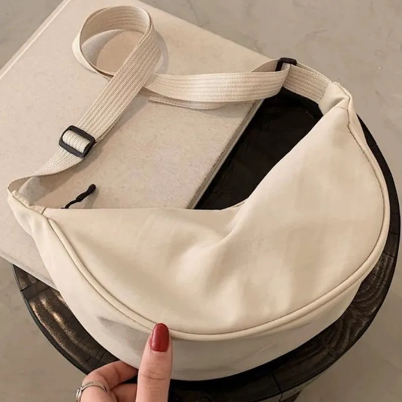 

Fashion Dumpling Handbag Women Girls Solid Color Simple Nylon Crossbody Bag Versatile Portable Shoulder Bags Daily Accessories