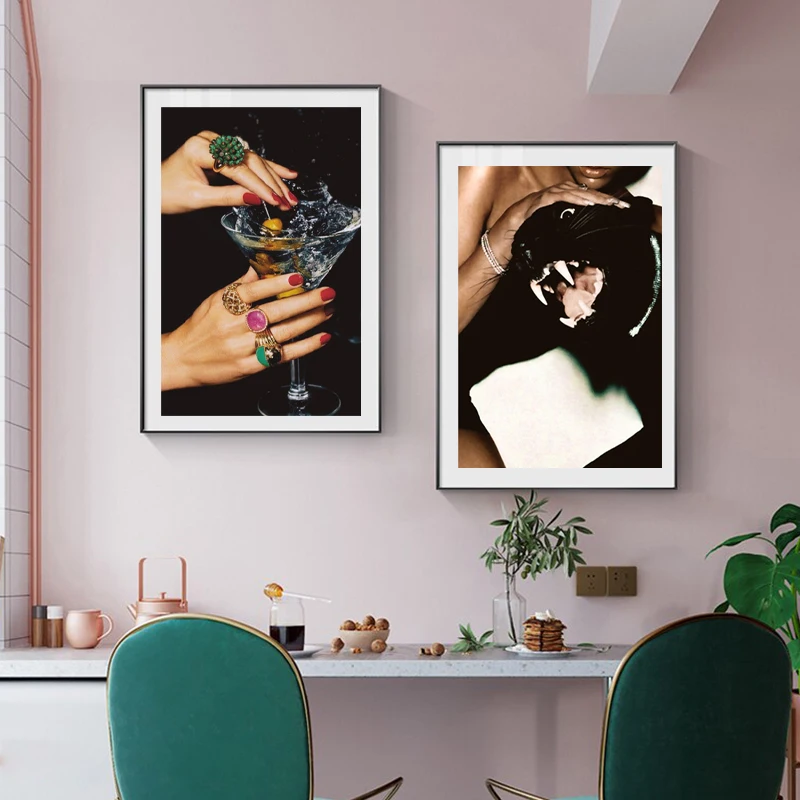 Luxury Design Art Prints Women and Fascination Poster Modern Fashion Wall Art Canvas Painting Dark Aesthetic Wall Pictures Decor