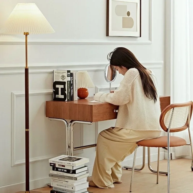 Solid wood desk, retro medieval small apartment home, Nordic simple computer
