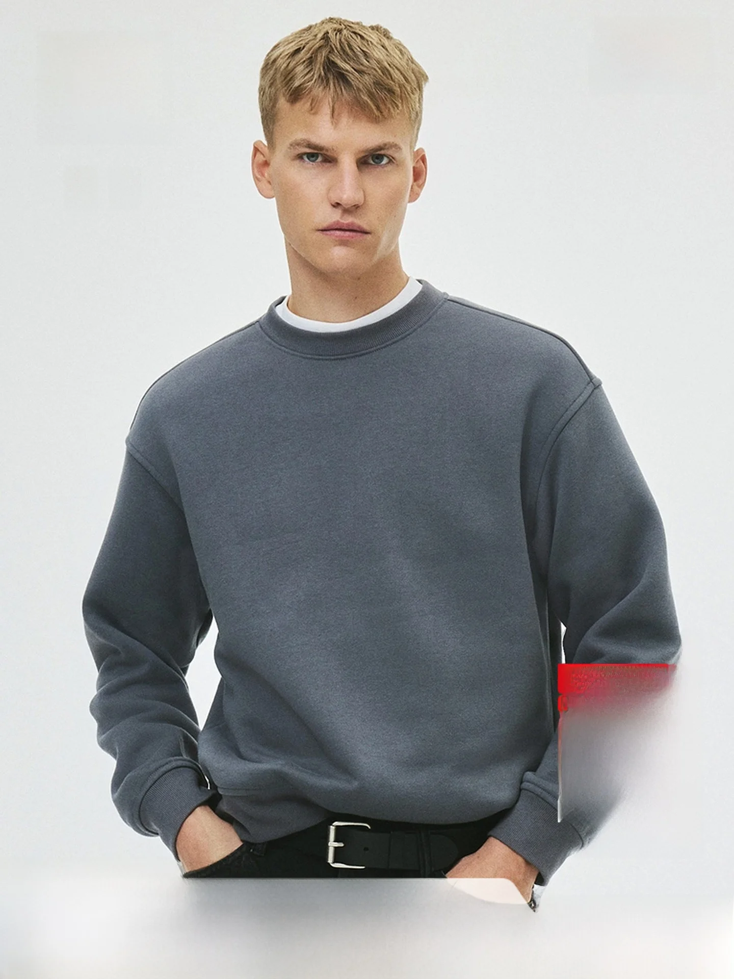 

Свитшот H&M свободного кроя с круглым вырезом и флисовой подкладкой, удобный, повседневный, в цветном дизайне, зимняя коллекция