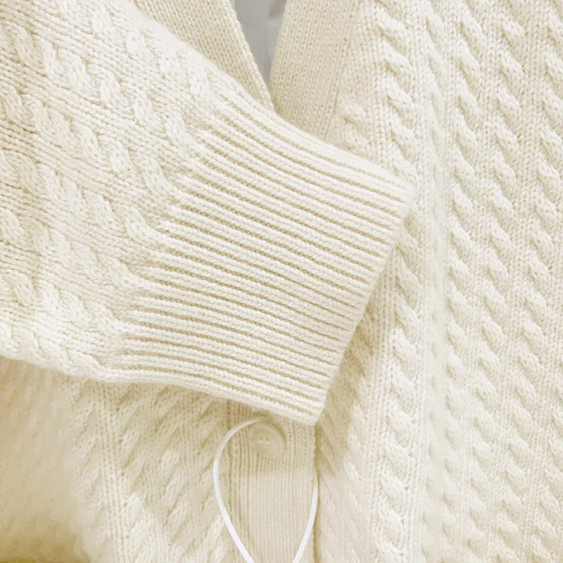 2025 الخريف الشتاء الفرنسية المتخصصة متماسكة بألواح سترة قصيرة الخامس الرقبة مع التطريز الأيائل الطيور #3