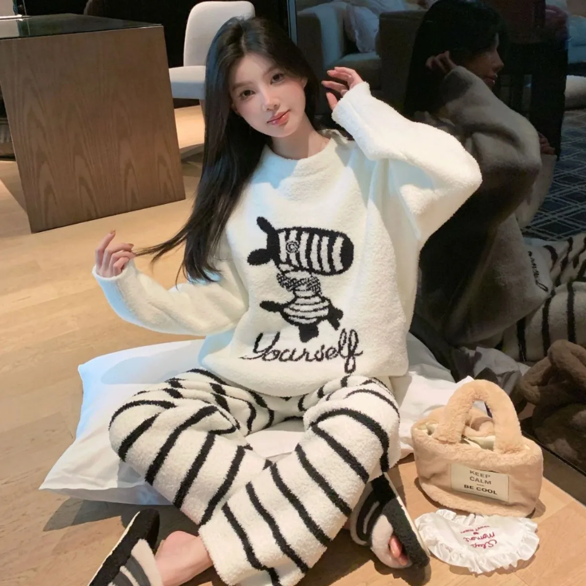 2pcs-pijamas-de-franela-para-mujer-suaves-comodos-y-gruesos-estilo-japones-con-estampado-de-oso-de-peluche-ideales-para-otono-e-invierno