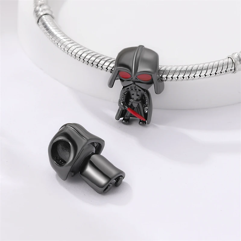 Hot sale 925 sterling silver robot pendant suitable for 925 sterling silver bracelet DIY jewelry popular toy accessories gift