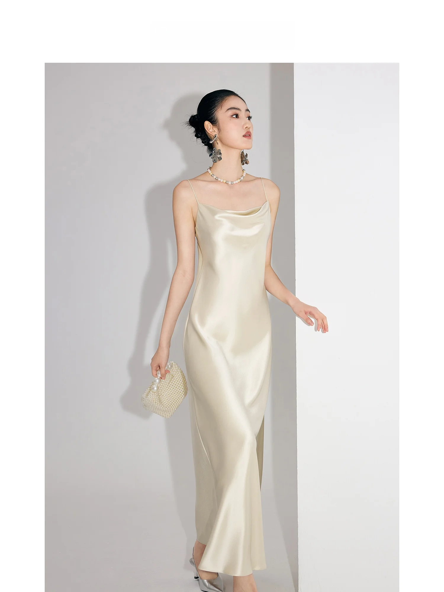 

MandyZhang Champagne Gold Acetate Strapless Dress Women's Elegant High Waist Long Dress French Style No Sleeve V-Neck Evening...