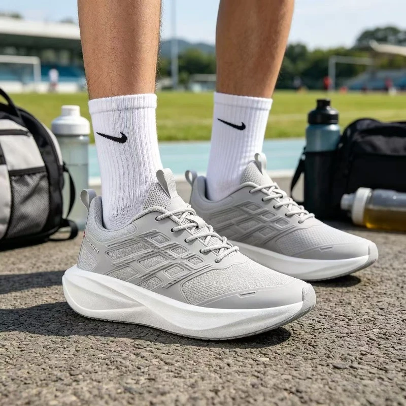 

2026 New Men's Running Shoes Cushion Fashion Shock Absorbing Outdoor Sports Jogging Sneakers Design Classic Road Male Shoe