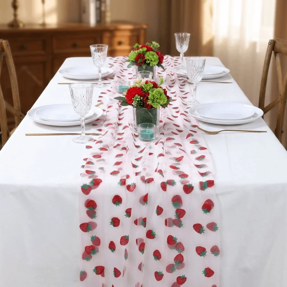 Tulle Fabric Strawberry Mesh Table Runner Sweet Glitter Princess Style Gauze Tablecloth Polyester Wedding Table Runner Party