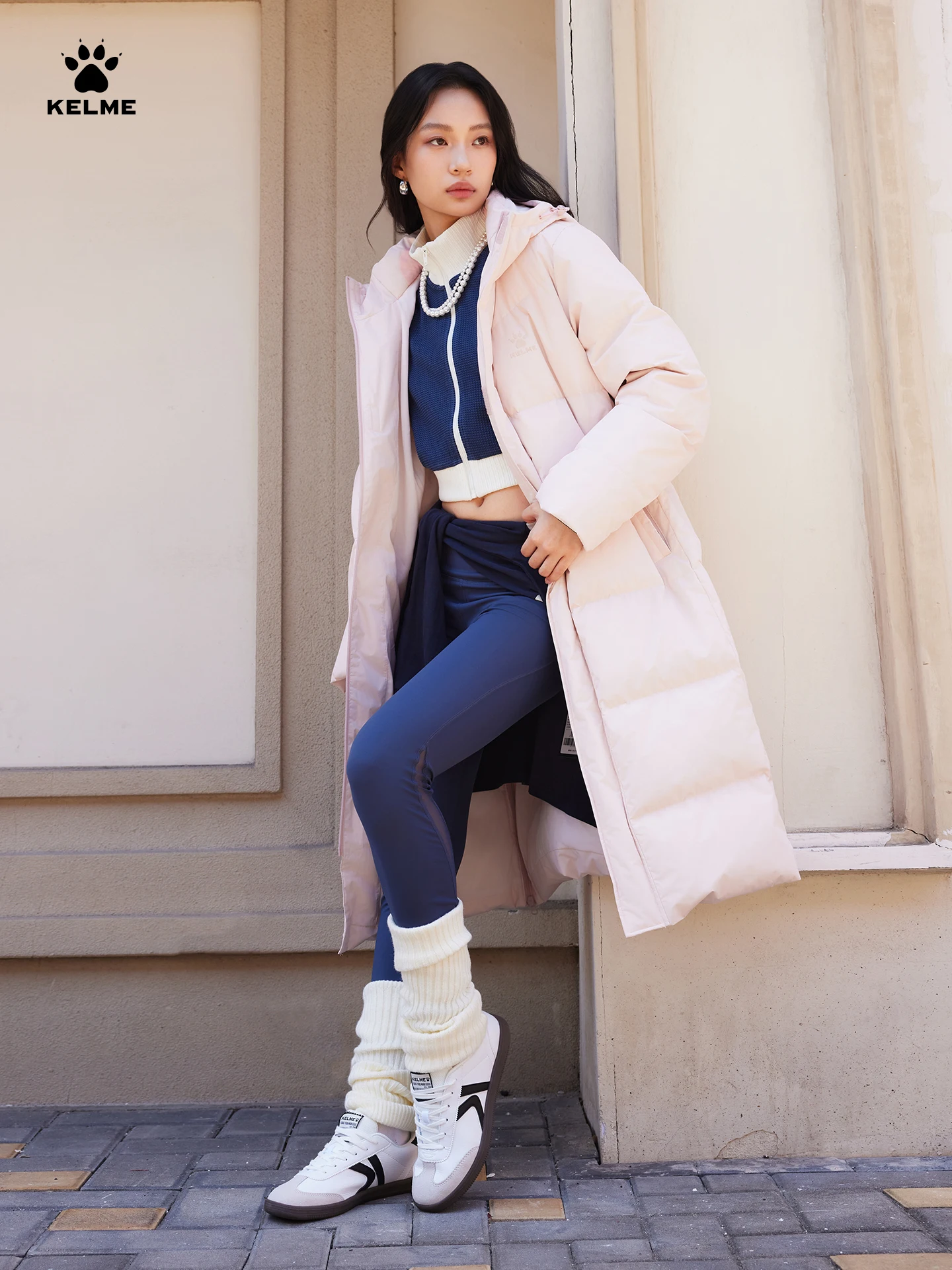 Kelme Women's Long Down Coat Winter Knee-length Training Jacket Outdoor Windproof Warm Sports Hooded Coat Women's Cotton Jacket