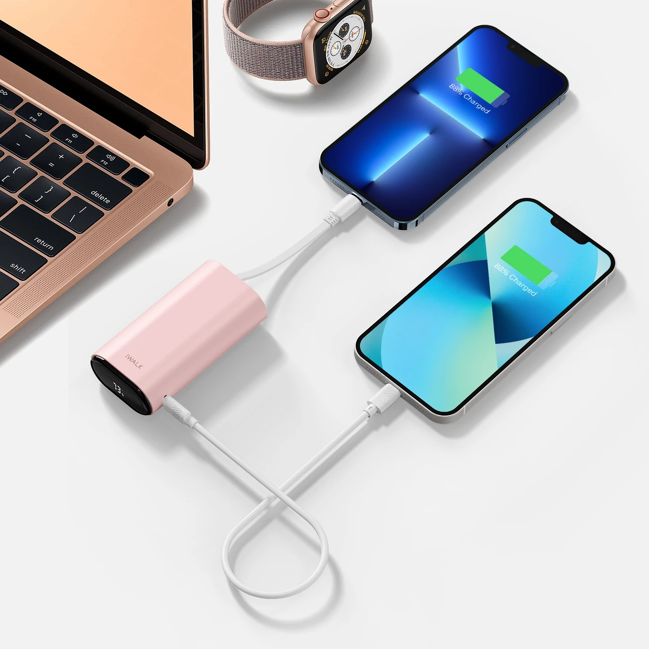 IWALK large capacity fast charging power bank with built-in cable 9600mAh portable power bank suitable for iPhone Lightning