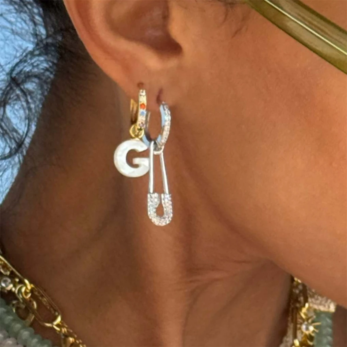 

Niche Design Ins Style Paper Clip Zircon Earrings Earrings Copper Material Gold Plated Color Preserved