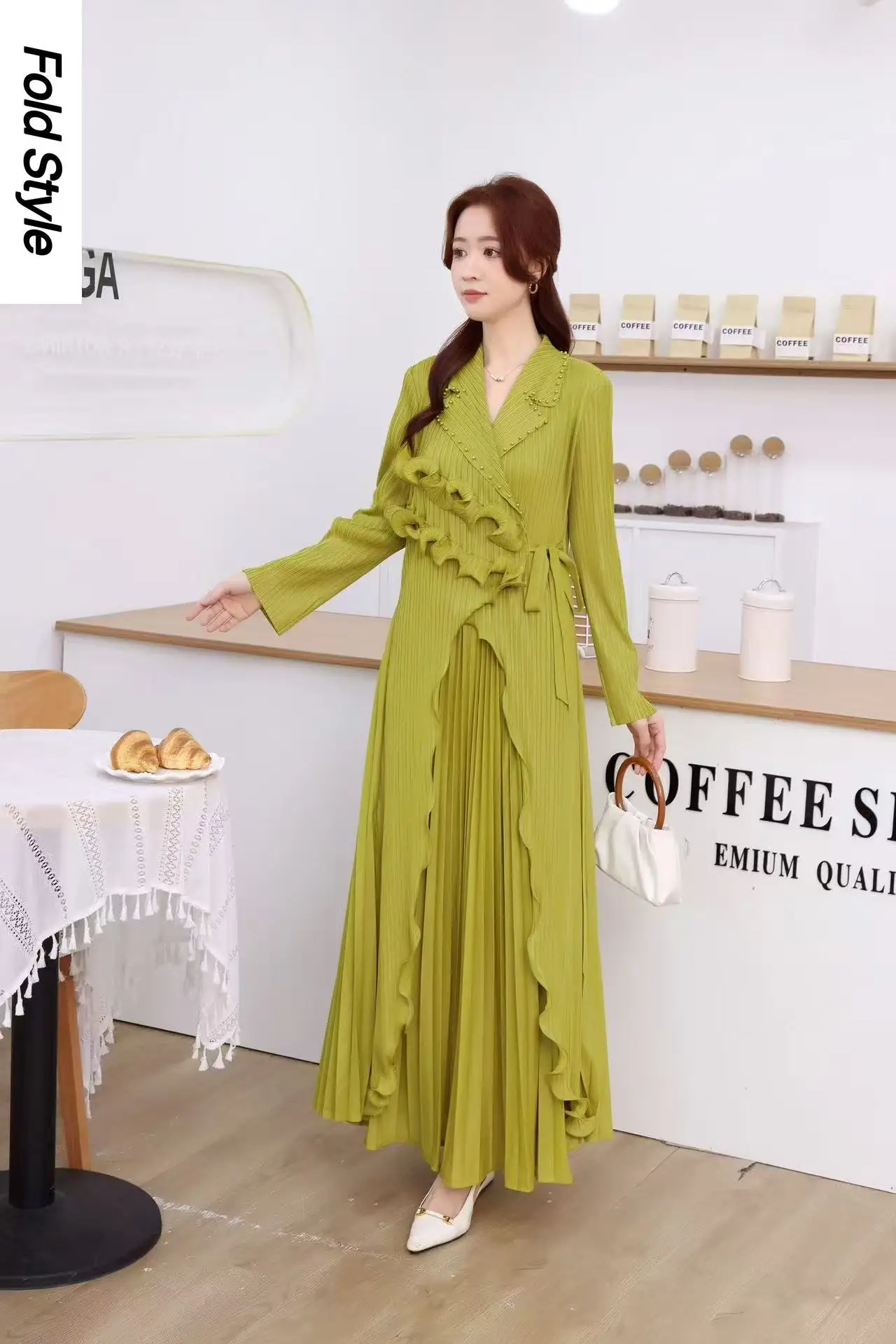 

Miyake Pleated Premium Dress Suit Collar Lace-up Slim Dress Elegant Women's Clothing 2025 Summer New