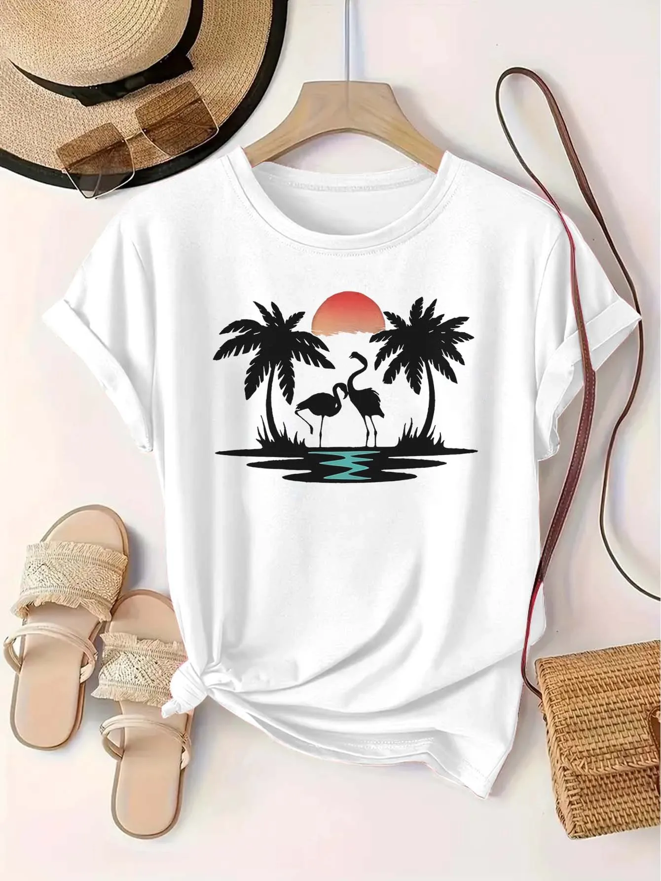 Plus Size Tropical Sunset Palm Tree Flamingo Camiseta Estampada Top Estilo de Férias Requintado