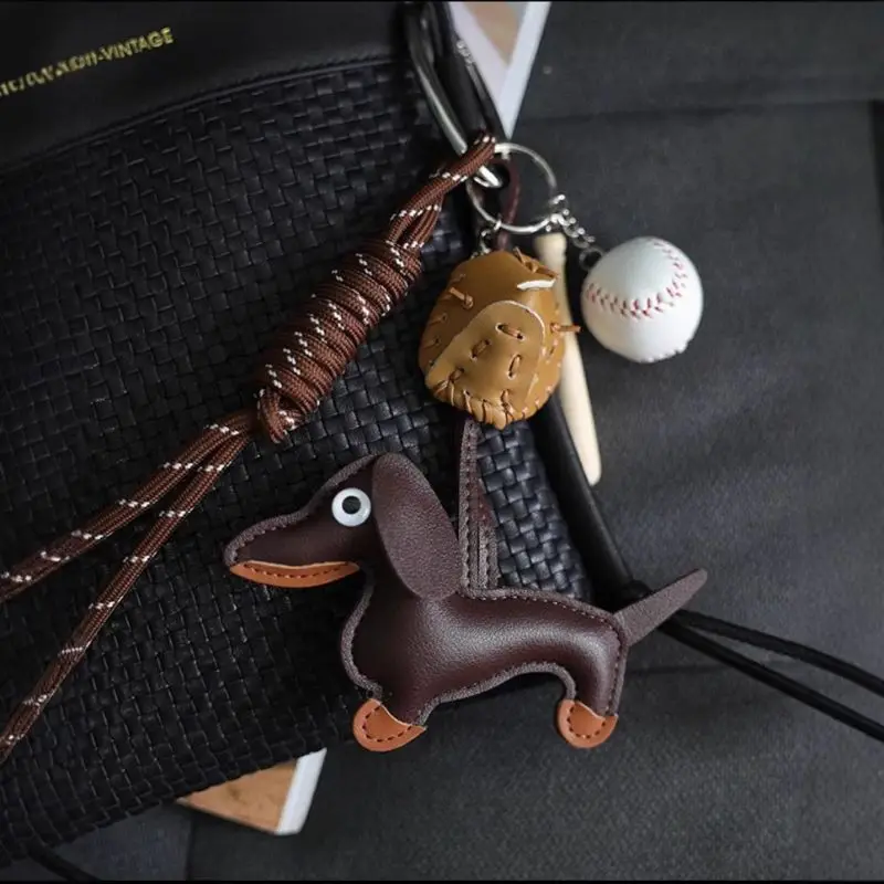 

Classic Cute Leather Puppy Dog Keychain Pendant Lovely Dachshund Bag Charm Phone Pendant Trinket Key Ring Accessories Jewelry