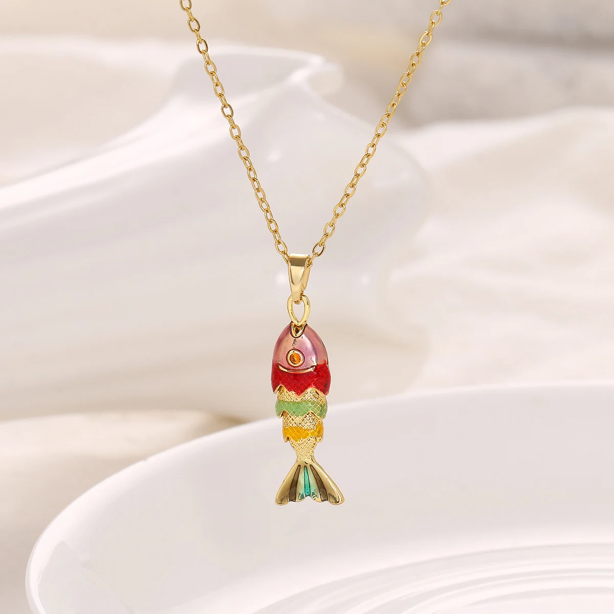 Elegant Stainless Steel Small Fish Necklace for Women Fashionable Colorful Marine Creature Pendant Jewelry