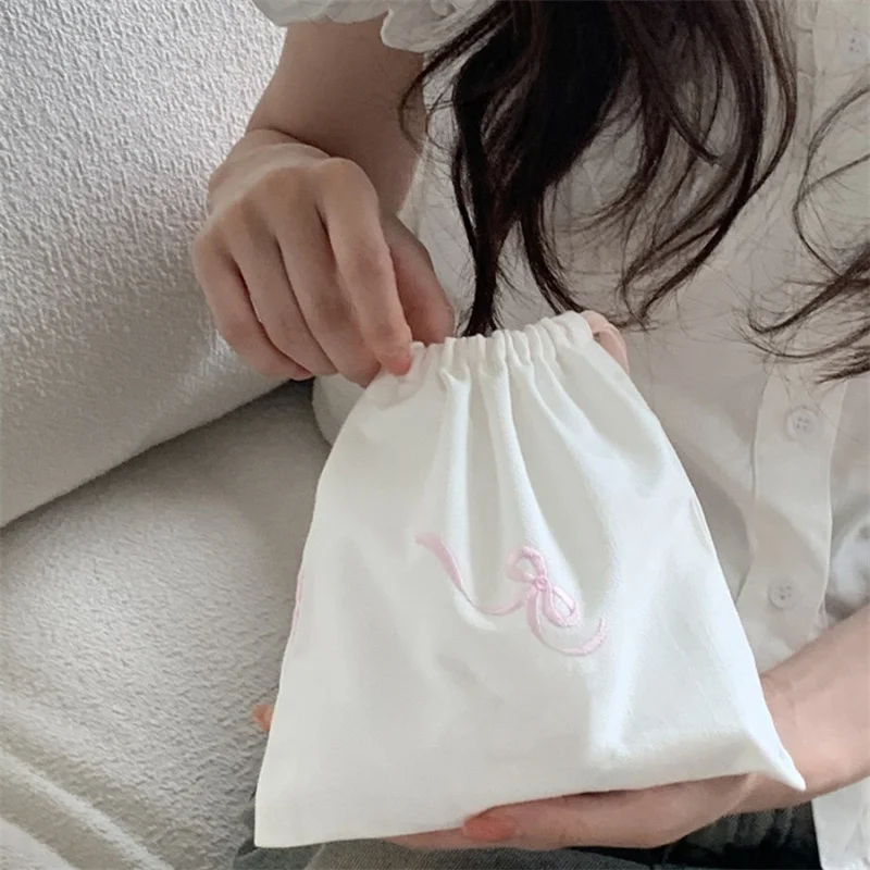 Sac de rangement de cosmétiques pour femmes, nœud papillon, proximité wstring, poudres de stockage cosmétiques, portefeuille doux Kawaii, mini poudres portables