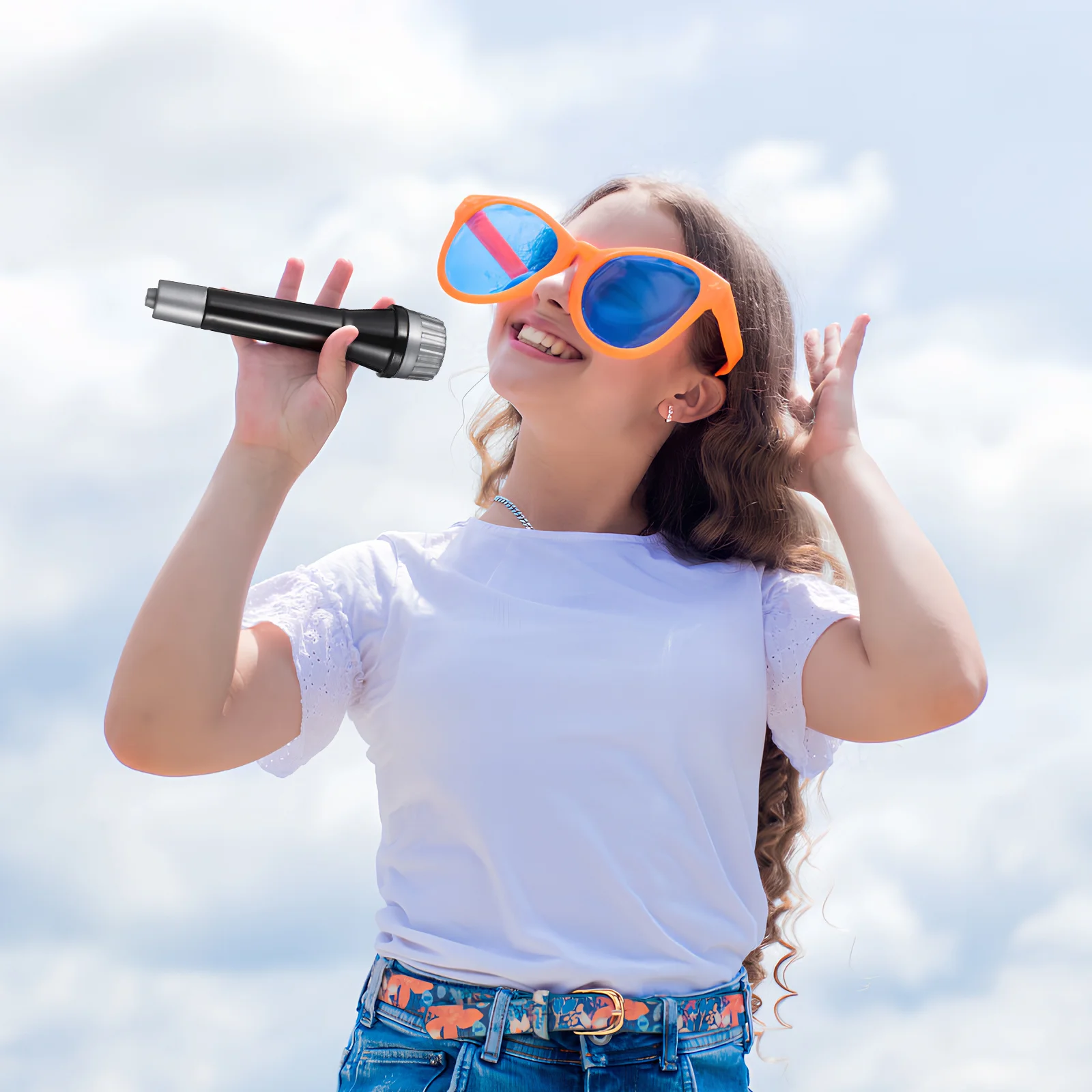 

12Pcs Simple Design Plastic Microphone Abundant Quantity for Team Use in Various Settings Microphone Fake Microphones