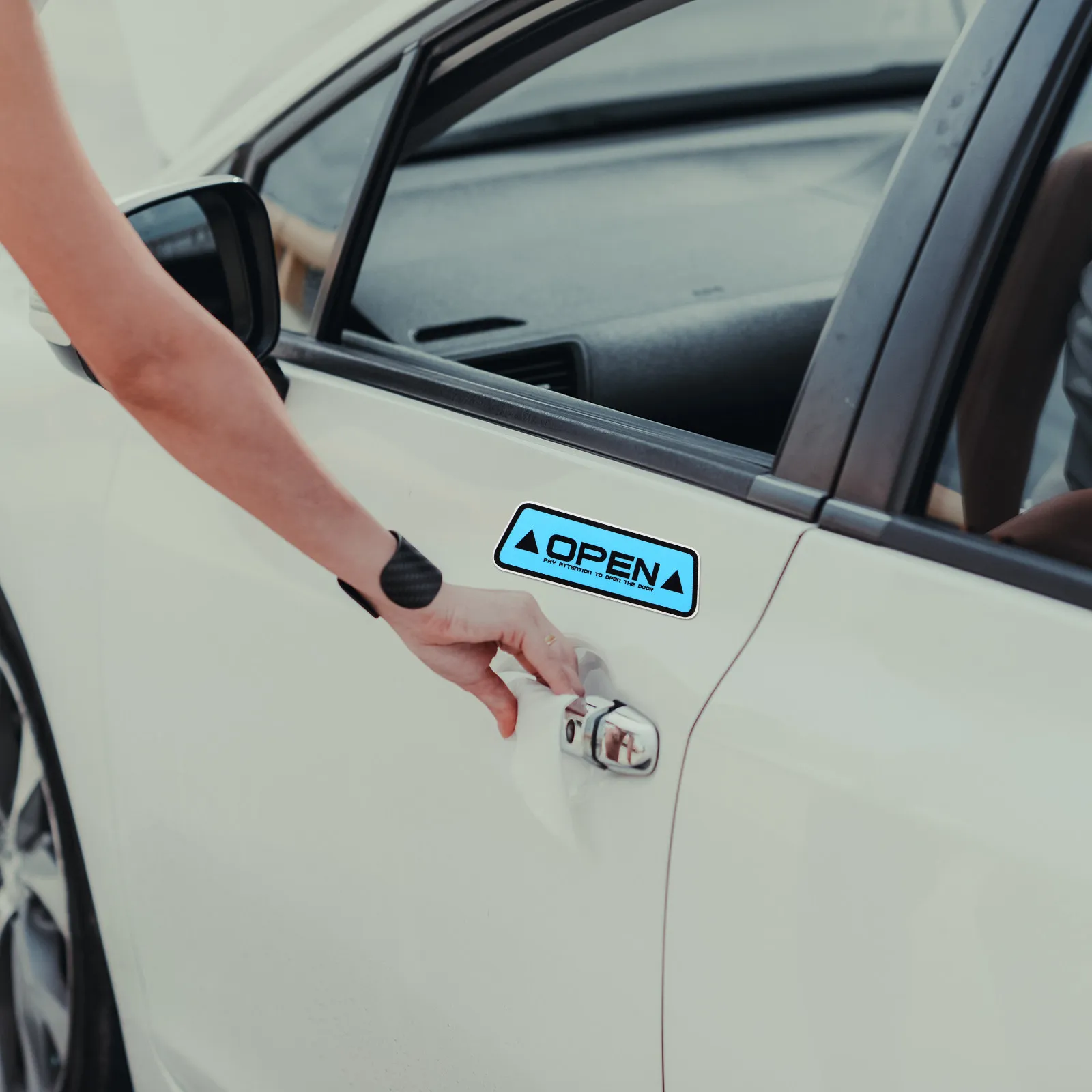 

4 Sheets Car Door Open Reflective Warning Stickers Anti-Collision Safety Decals Durable Reflective Car Door Protector