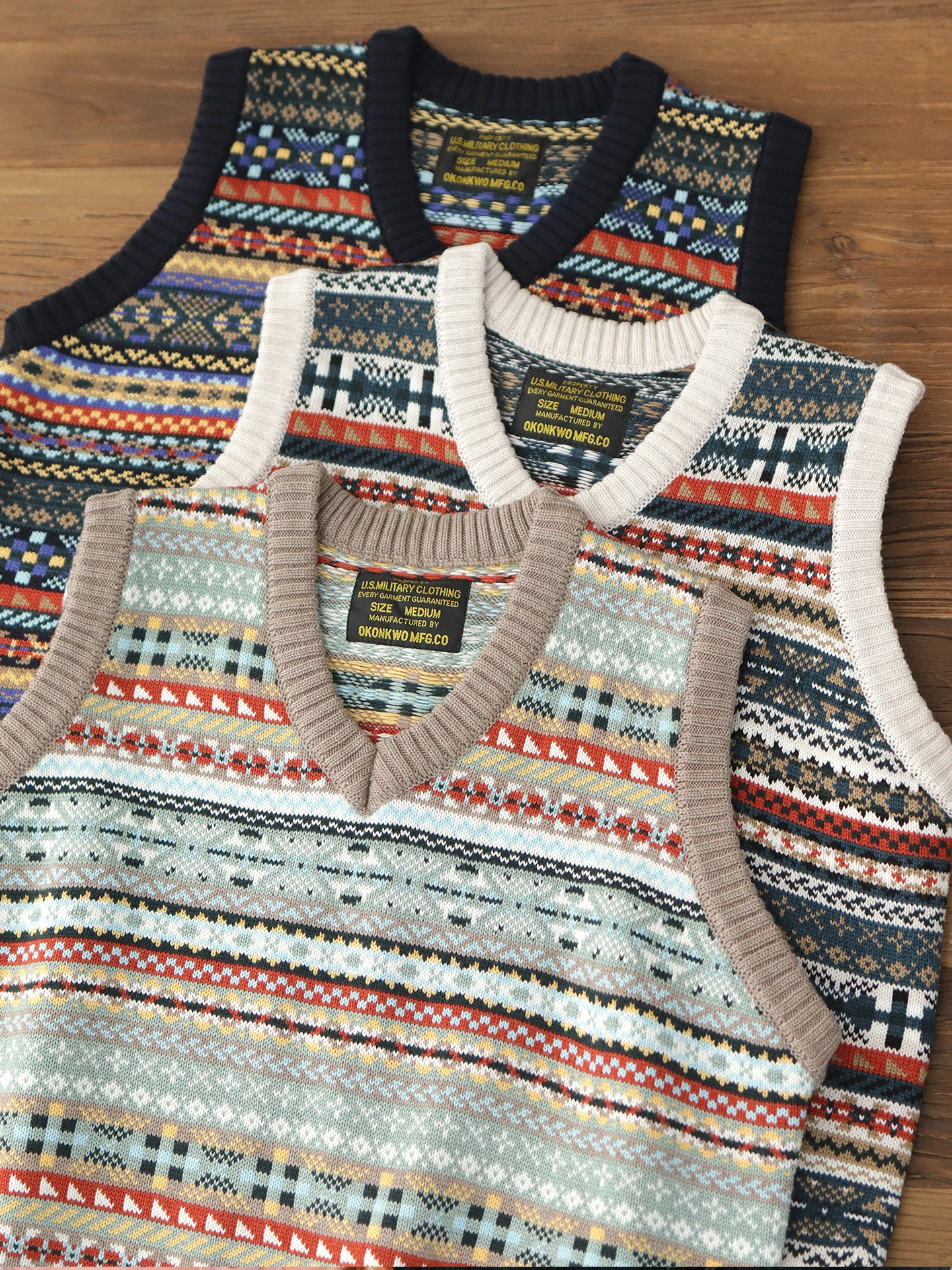 

American Retro Fair Isle Knitted Wool Vest Men's V-Ne Svel Top Warm Geometric Pattern Youth Casual Wear Staable