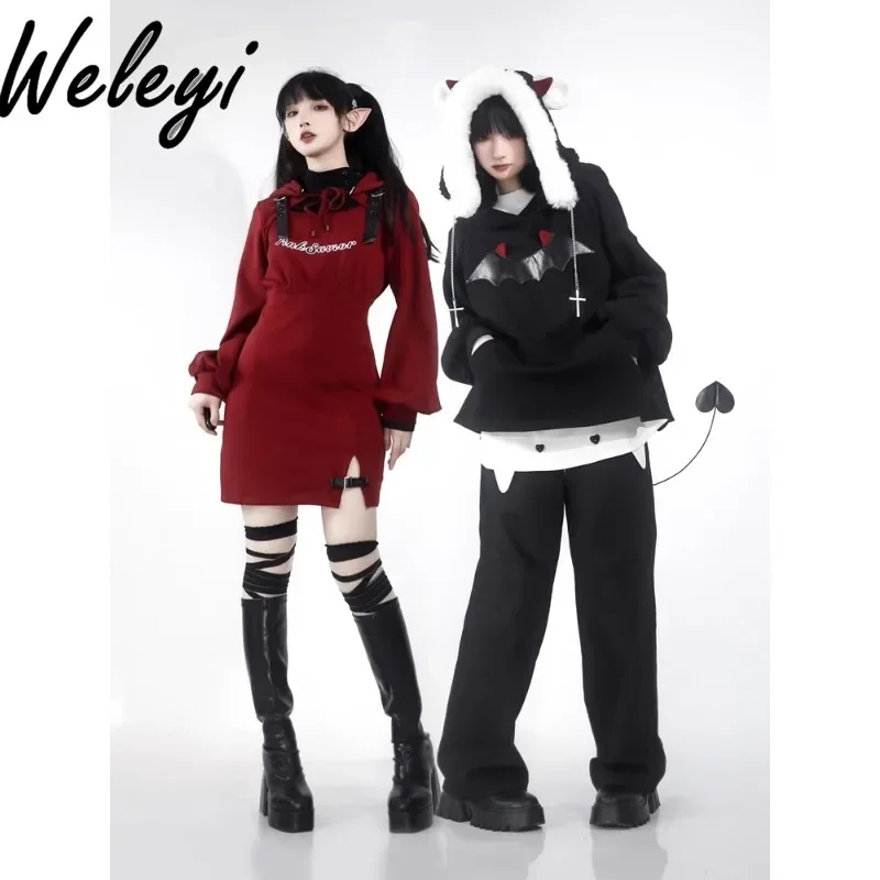 

Red and Black Couple Girlfriends Suit 2024 Autumn and Winter Streetwear New Fashion Dress Cloak Sweaters Kawaii Women's Clothing