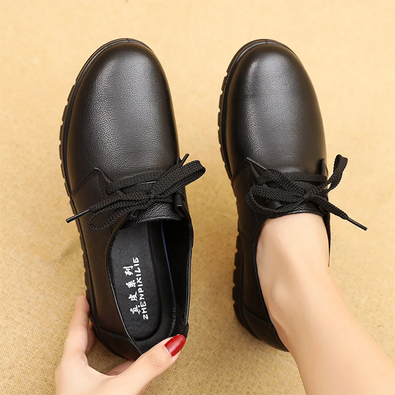 Spring Autumn Sneakers Women Casual Black Flat Shoes Loafers Lace Up Leather Flat Slip-On Women Shoes Mother Shoes