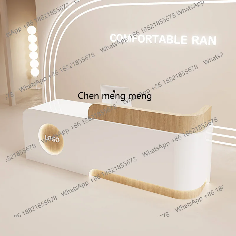 Strona kasy w instytucji szkoleniowej dla przedszkoli w stylu lekkiego luksusu, wysokiej klasy, kremowym i artystycznym.