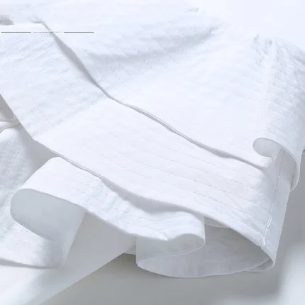 Csa Sexy de Manga Longa com Ombros à Mostra e Design de Babados Estilo Casual F Moda Cruzada 2025 Nova Chegada