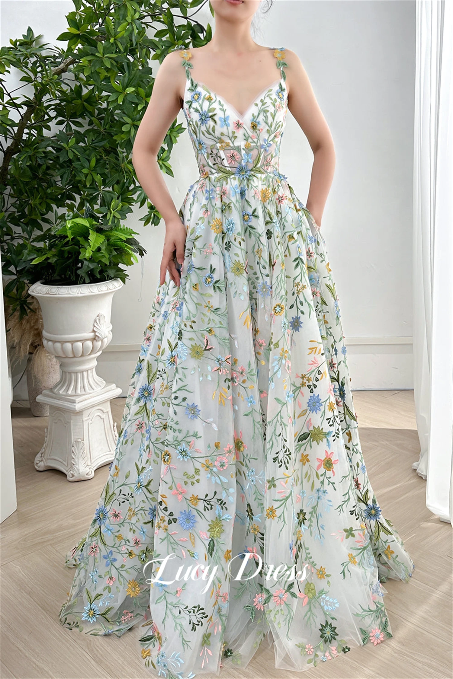 Lucy Elegant Party Dress Graduation Gown Evening Wedding Floral Fabric Bespoke Occasion Dresses for Special Occasions Customized