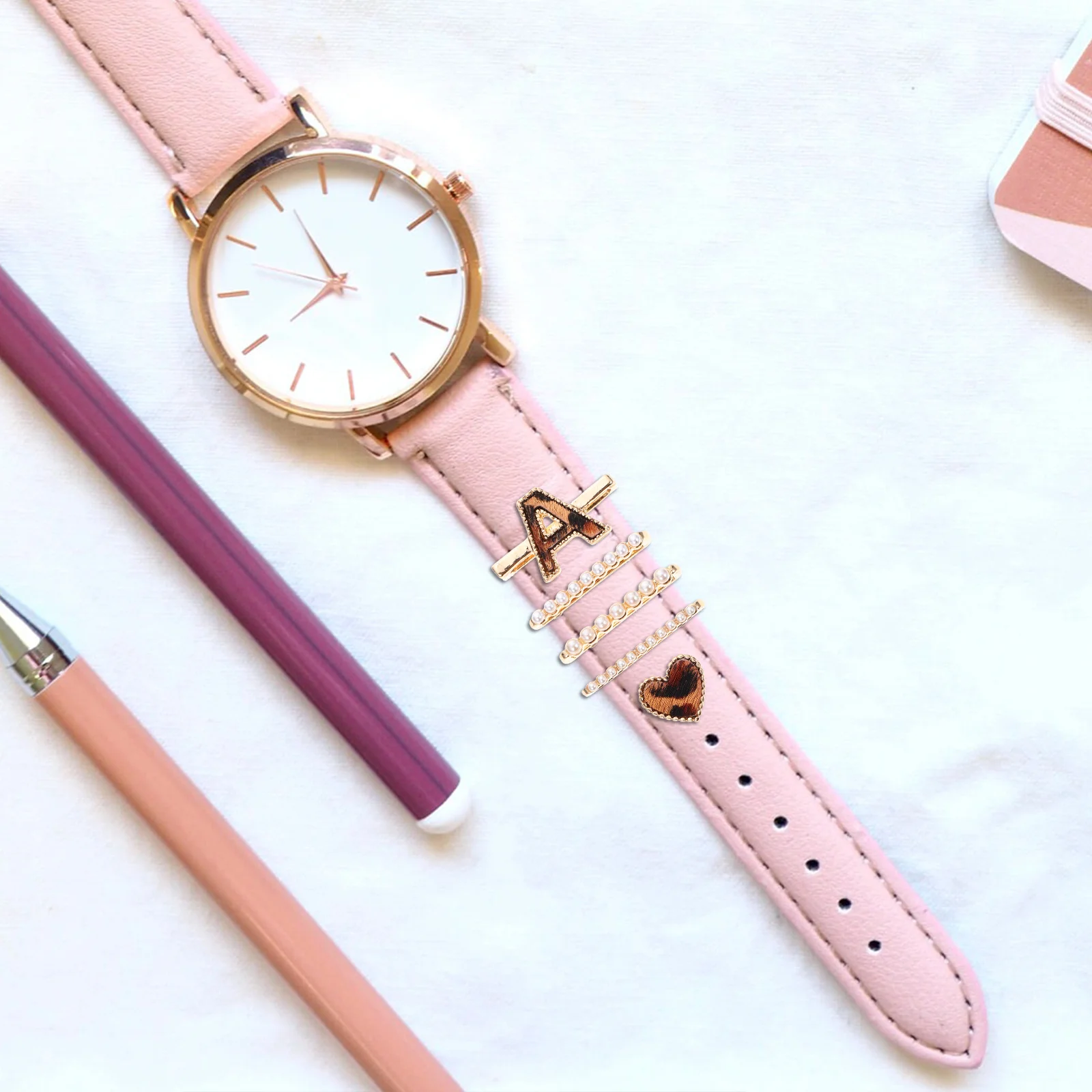 

5 шт. силиконовых украшений для ремешка часов в виде букв, элегантные декоративные кольца для ремешков часов 38 мм и 42 мм, стильные носимые ювелирные аксессуары