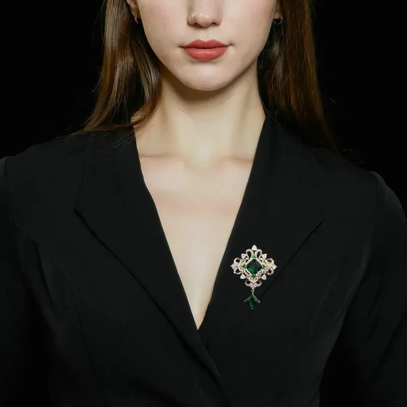 Elegant and refined Hanfu, cheongsam, evening dress, accessories, fixed clothes, corsages, retro emerald brooches 2025 new