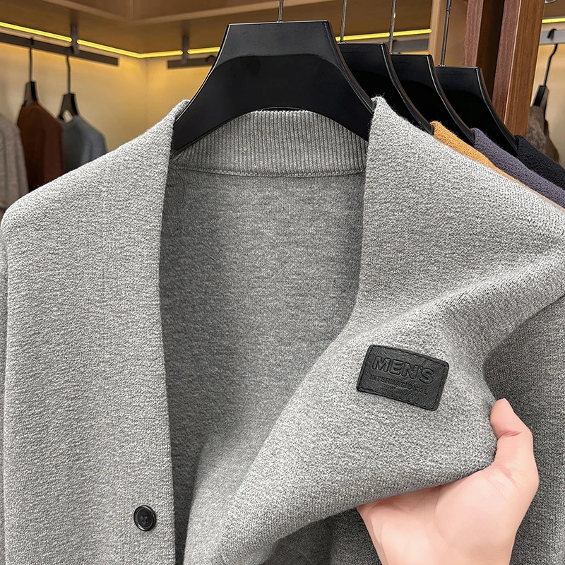 High end Brand embossed knitted cardigan fashion autumn new comfort V-neck casual button shawl coat luxury versatile men's wear
