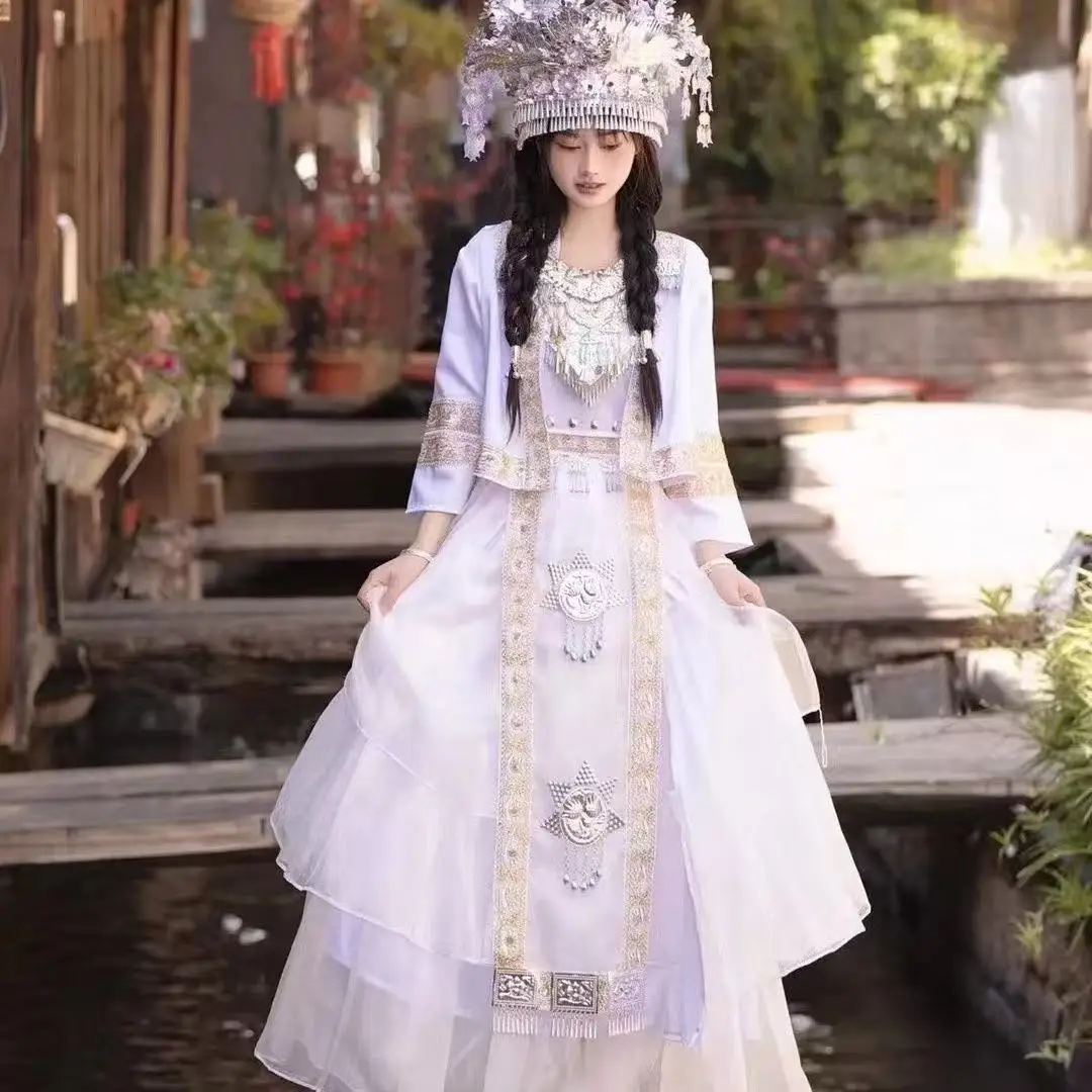 2026 Spring New Hmong Costume Women's Traditional Chinese Clothes Carnival Miaojiang Girls Cosplay Costume Han Suits Female
