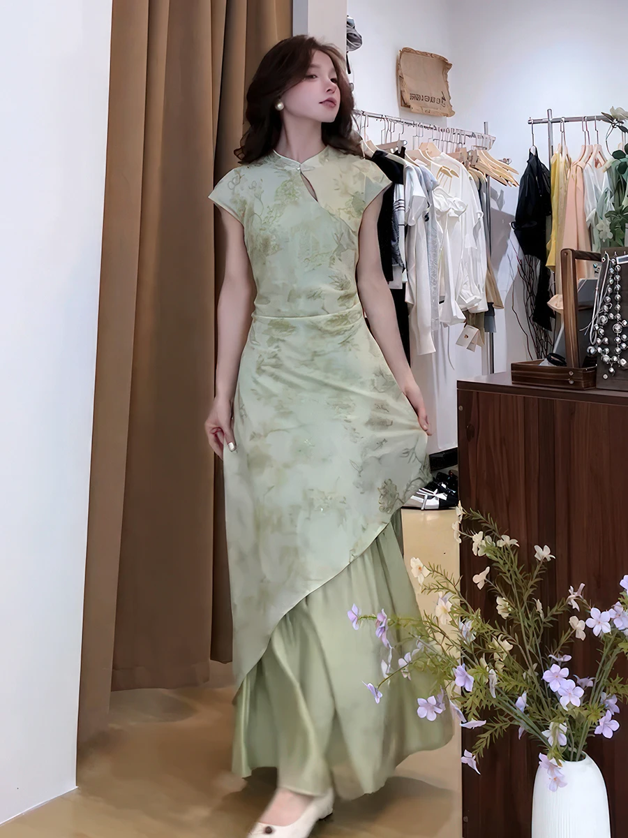 เดรสทรงเอ สไตล์จีนย้อนยุค ปักลายดอกไม้ ผ้าบางเบา ช่วยพรางหุ่น สำหรับผู้หญิง ฤดูร้อน รุ่นใหม่ แขนสั้น คอกลม