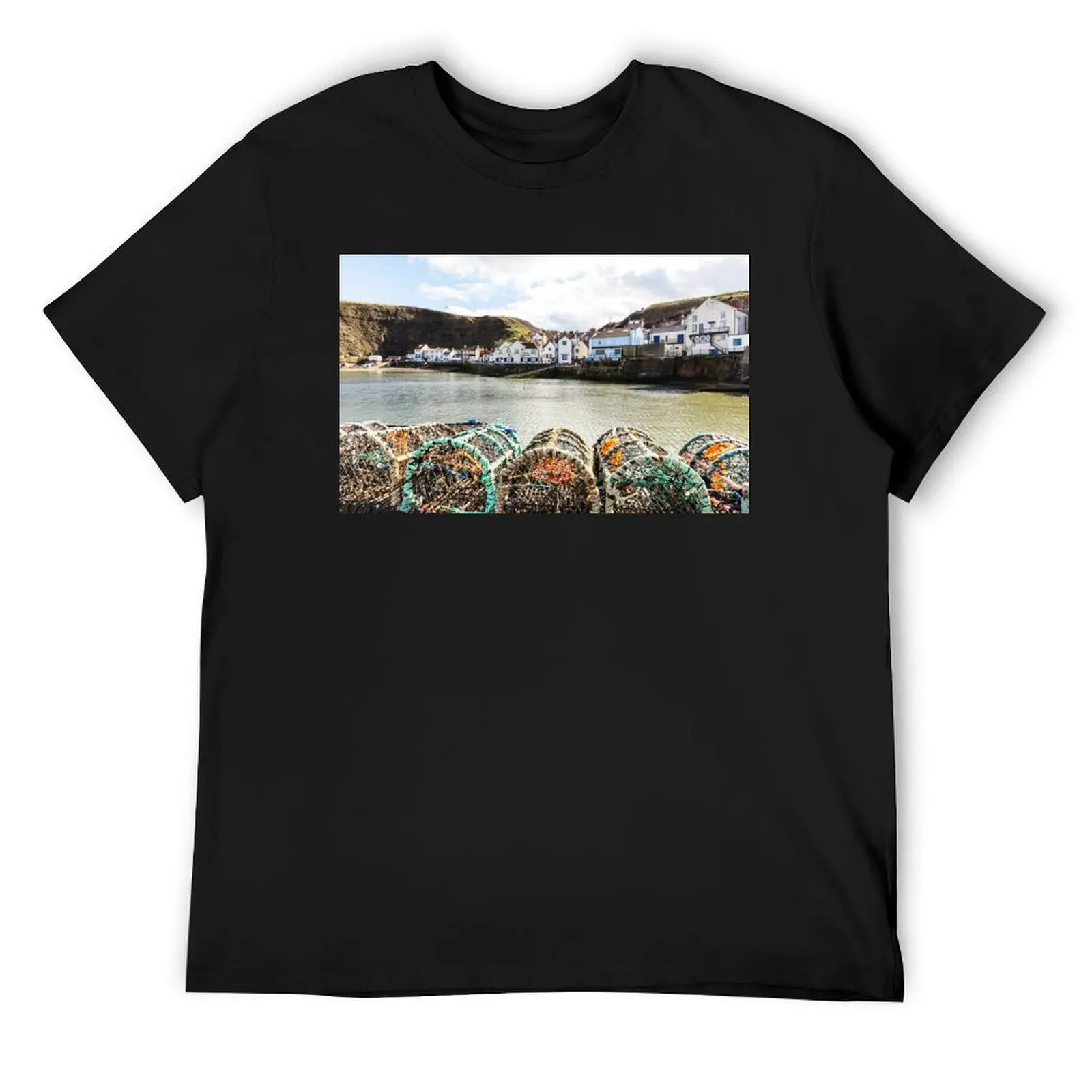 Staithes Fishing Village, Yorkshire, UK T-Shirt plain oversized t shirt quick drying Aesthetic clothing mens clothing