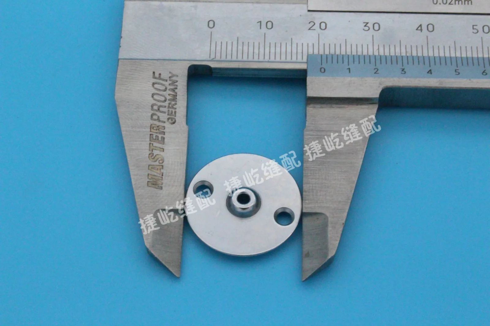 

Zoje ZJ-AM-5770AH-750 Автоматическая машина для шаблонов Маленькая игольная пластина