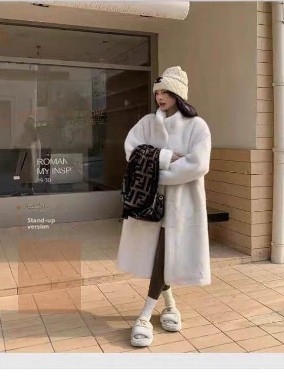 เสื้อโค้ทขนเฟอร์ยาวพิเศษสำหรับผู้หญิง ขนมิงค์ยุโรป ขนเทียมรักษ์โลก ผิวสัมผัสคล้ายน้ำ ทรงหลวม อุ่นสบาย คอตั้ง