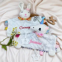 Coperta trapuntata personalizzata per bambini personalizzata Etichette per coniglietti Sonagli per massaggiagengive Coperta morbida Giocattolo per coccole Peluche per regalo neonato