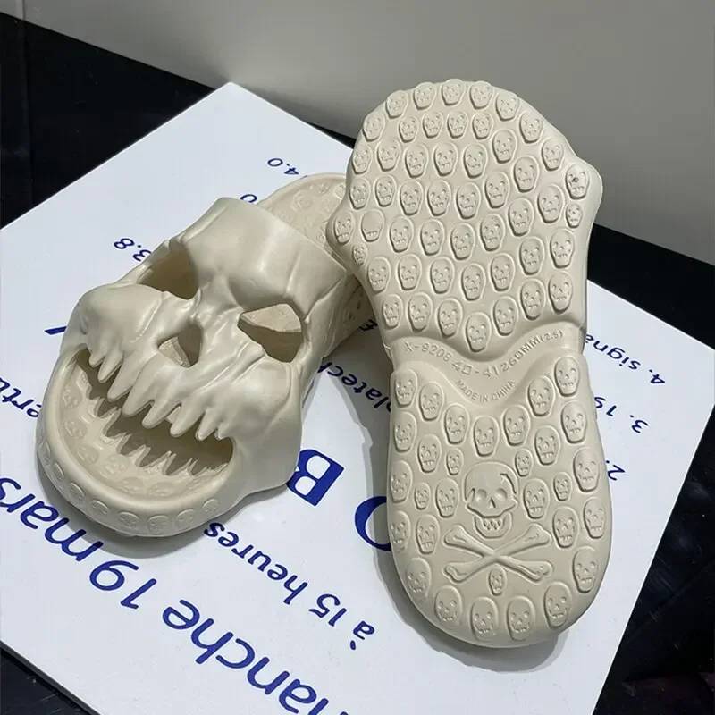 2024 Fashion Skull Design Slippers Summer Outdoor Fun Novelty Slide Thick Sole Platform Beach Non Slip Men Women Cloud Sandal