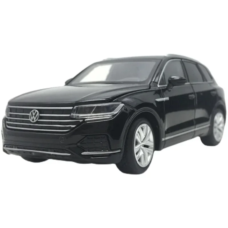 1:64 Volkswagen Touareg diecast alloy simulation model, children's collection of decorative toys, holiday gifts for children.